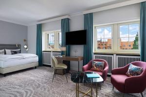 Ένα ή περισσότερα κρεβάτια σε δωμάτιο στο Hotel Elephant Weimar, Autograph Collection