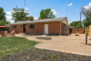 Το κτήριο όπου στεγάζεται  η παραθεριστική κατοικία +50 φωτογραφίες