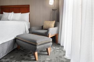 Ліжко або ліжка в номері Courtyard by Marriott Boulder