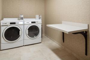 Зображення з фотогалереї помешкання Courtyard by Marriott Boulder у місті Боулдер