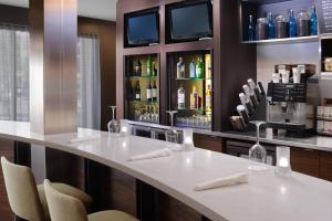Напої в Courtyard by Marriott Boulder