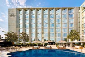 Bazén v ubytování Hotel President Wilson, a Luxury Collection Hotel, Geneva nebo v jeho okolí