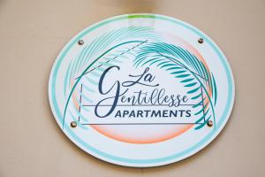 Chứng chỉ, giải thưởng, bảng hiệu hoặc các tài liệu khác trưng bày tại La Gentillesse Apartments - Modern, Comfortable and Quiet