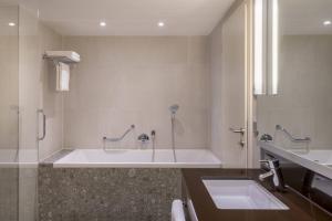Vannituba majutusasutuses Courtyard by Marriott Linz