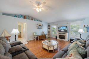 TV i/ili multimedijalni sistem u objektu Calypso Cove of Cape Coral!