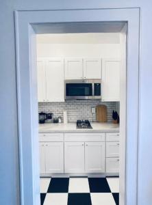 Billede fra billedgalleriet på High Falls Studio Downtown,Kitchen, TV,Pet i Rochester