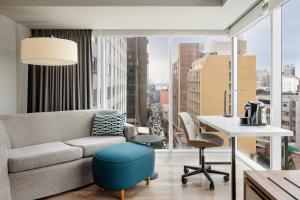 Posezení v ubytování Courtyard by Marriott Lima Miraflores