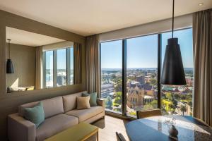 Posezení v ubytování The Westin Perth