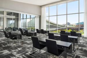 Posezení v ubytování AC Hotel by Marriott Pittsburgh Downtown