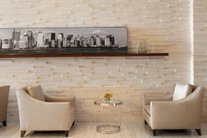 Posezení v ubytování Sheraton Tribeca New York Hotel