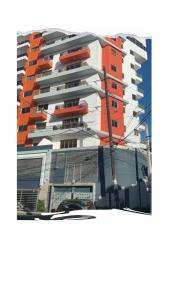 Το κτήριο όπου στεγάζεται  το διαμέρισμα