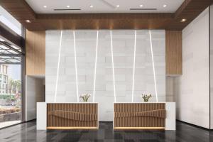 Posezení v ubytování Courtyard by Marriott Phnom Penh
