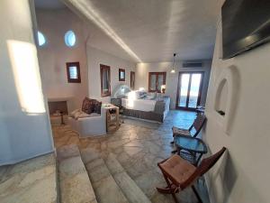 Ruang duduk di Dorothea Panoramic Villa