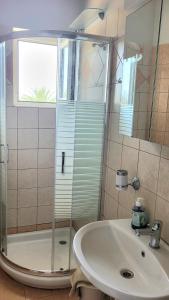 A bathroom at Casa Plumeria at Gouves Beach