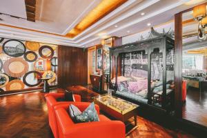 Posezení v ubytování Renaissance Shanghai Pudong Hotel
