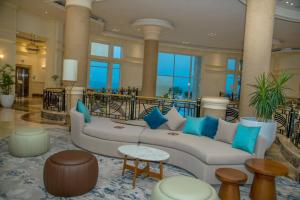 Зона вітальні в Renaissance Sharm El Sheikh Golden View Beach Resort