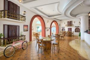 Restaurace v ubytování Renaissance Sharm El Sheikh Golden View Beach Resort