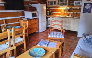 Kuchyň nebo kuchyňský kout v ubytování Chalupa pod Lysou - Apartma 4rooms