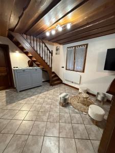 Et tv og/eller underholdning på Maison de vacances avec grand terrain + 24 billeder