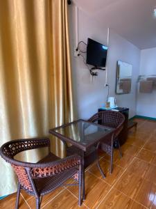 TV a/nebo společenská místnost v ubytování Patcharin Home Stay