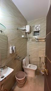 Ένα μπάνιο στο Balaji Home Stay +21 φωτογραφίες