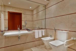 Koupelna v ubytování The Ritz-Carlton, Riyadh