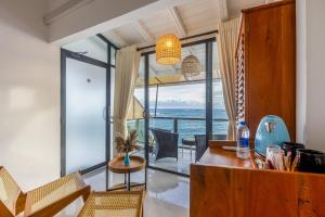 Posezení v ubytování Peacock Beach Hotel Unawatuna