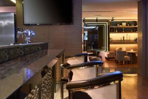 Posezení v ubytování Renaissance Johor Bahru Hotel