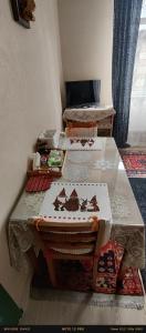 A television and/or entertainment centre at Nur home1