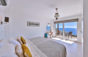 Ένα ή περισσότερα κρεβάτια σε δωμάτιο στο Villa Turquoise +56 φωτογραφίες