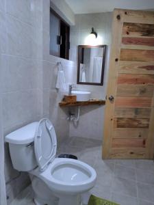 Koupelna v ubytování Cabaña La Hacienda 1