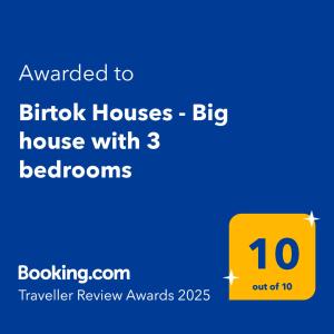 Giường trong phòng chung tại Birtok Houses - Big house with 3 bedrooms