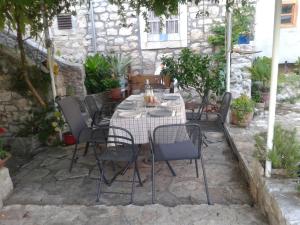 Patio nebo venkovní prostory v ubytování Stone house Na Rudini