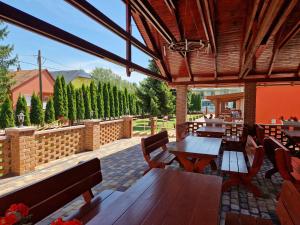 Gallery image of Boglárka Apartmanház in Mezőkövesd