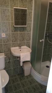 Un baño de Hotýlek.eu