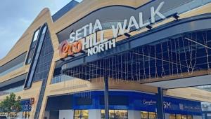 a view of a seattle walmart building at Homestay Semenyih Hakim in Semenyih
