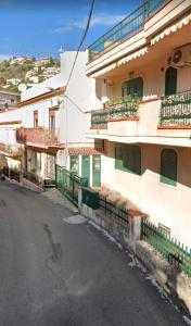 A balcony or terrace at La casa di Marilena
