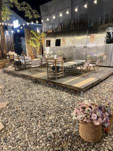 Patio nebo venkovní prostory v ubytování Hotel Nanon Sathorn