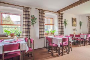 Restaurace v ubytování Penzion SATEK