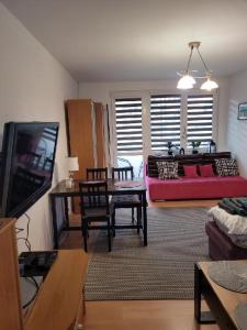 Et tv og/eller underholdning på mieszkanko Kołobrzeg + 11 billeder