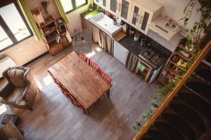 Kuchyň nebo kuchyňský kout v ubytování maison de la salamandre