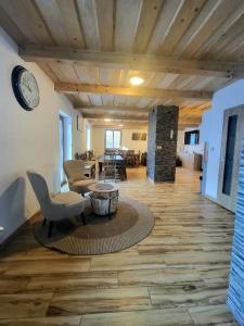 Imagine din galeria proprietății Krásná chatička în Krásná