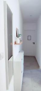 Una cocina o zona de cocina en Charmante dépendance T3 vue Mer