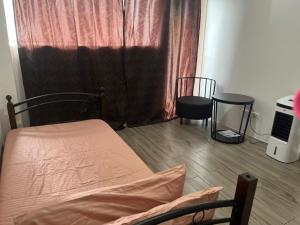 Postel nebo postele na pokoji v ubytování Condotel810byWVtowers1&2