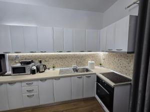 Dapur atau dapur kecil di Ideal Home