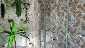 A bathroom at Villa yasleni