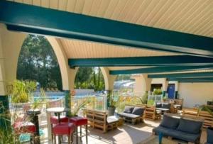 Χώρος καθιστικού στο Mobil-home bww camping le bois dormant