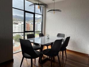 Nespecifikovaný výhled na hory nebo výhled na hory při pohledu z apartmánu
