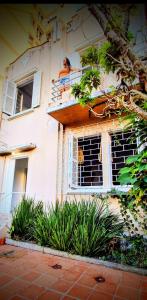 Το κτήριο όπου στεγάζεται  το hostel