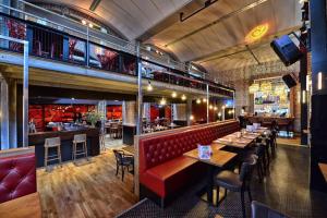 Restaurace v ubytování Anno + 30 fotografií